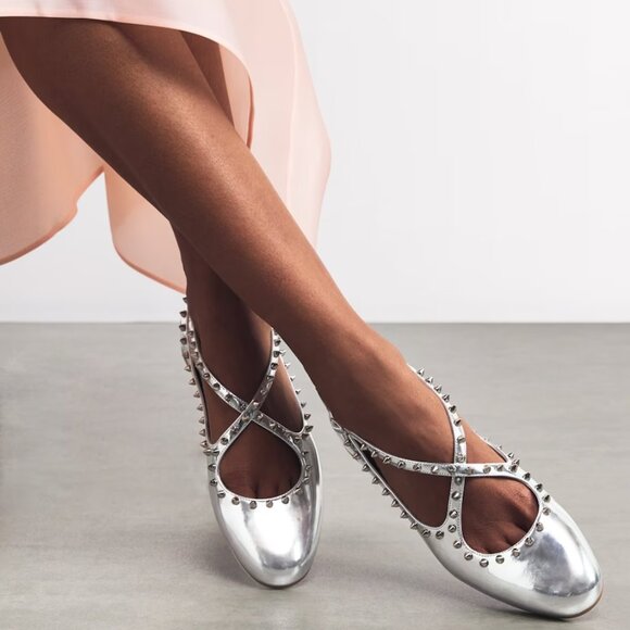 Christian Louboutin PILOUTA JANE SPIKES FLAT Criss Cross Ballerina Shoes - Picture 6 of 16